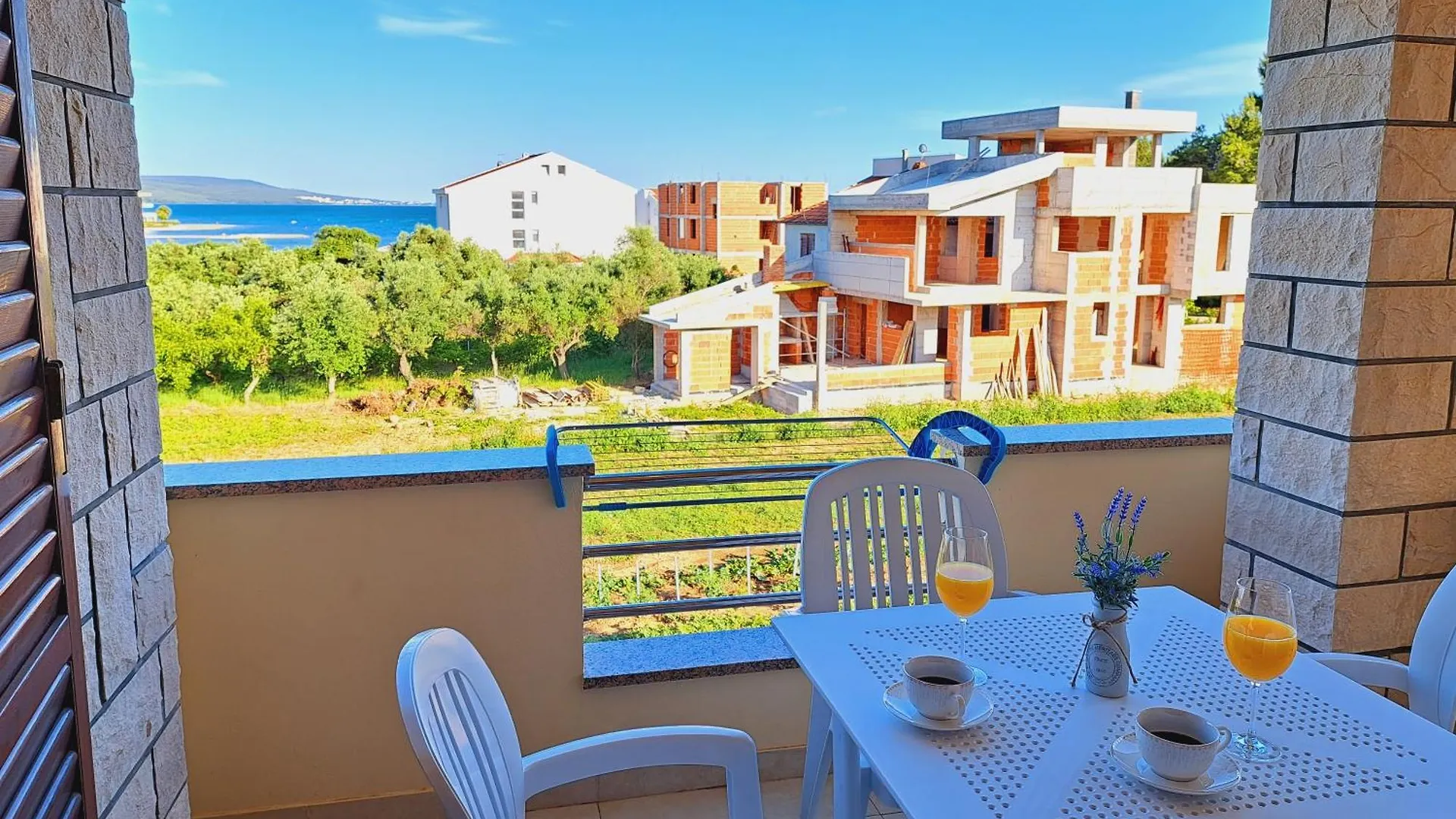 Apartments Kresan Soline 2 Sukošan Kroatien