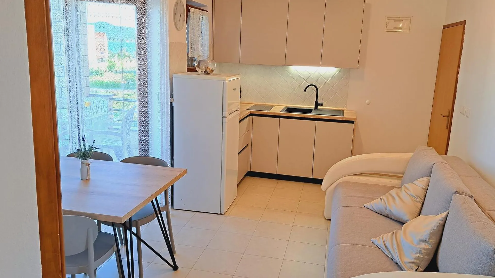 Apartments Kresan Soline 2 Sukošan